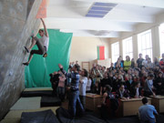 Чемпионат по болдерингу в Минске.
